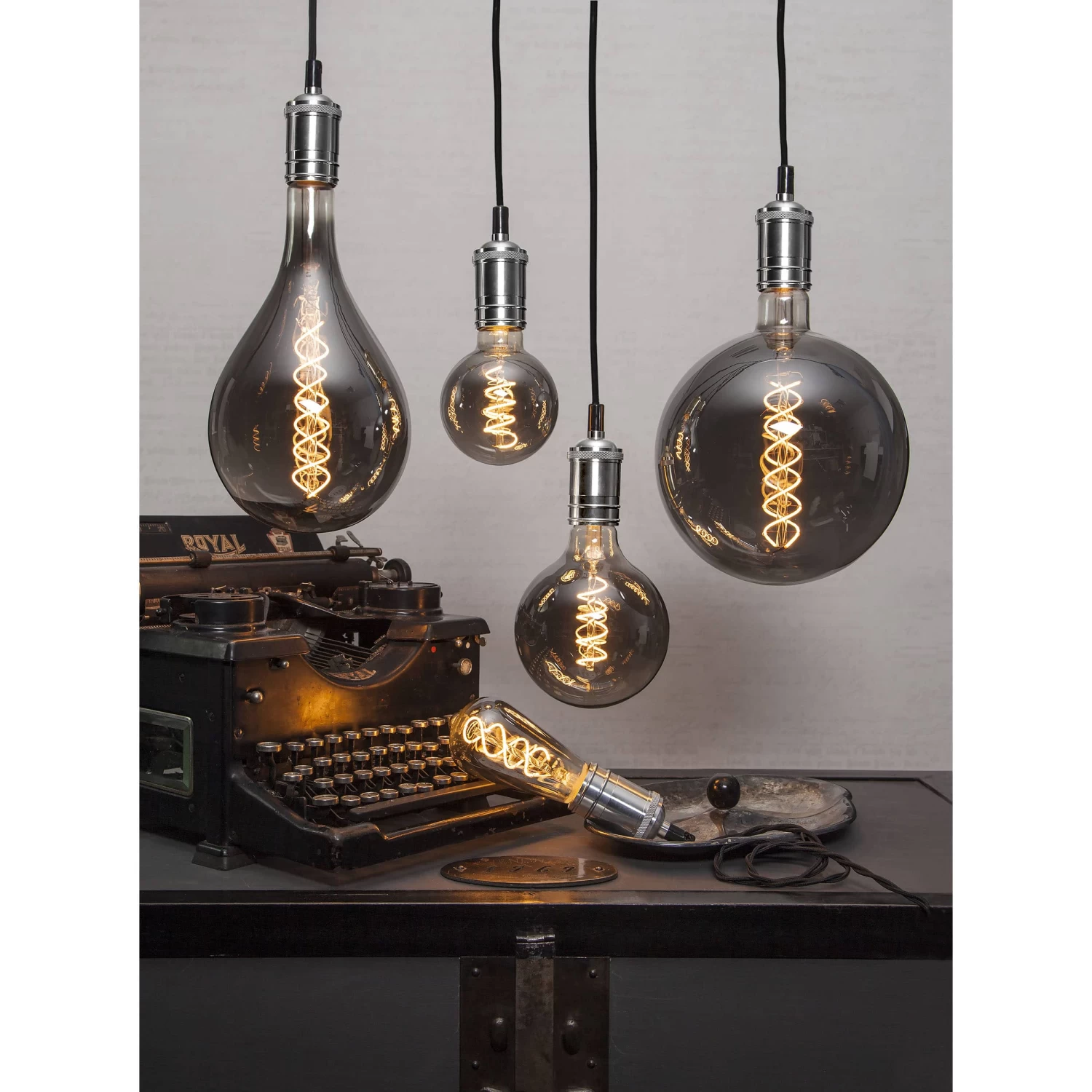 Leuchtmittel – Globe 2W 2100K Rauch Dimmbar Ø9,5 Cm – Bild 6