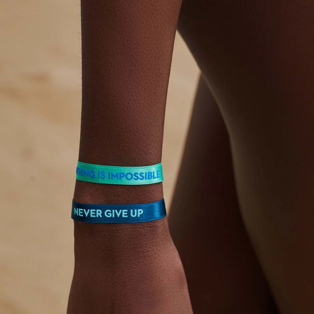 Armband – Satin – Think Happy, Be Strong – Bild 2