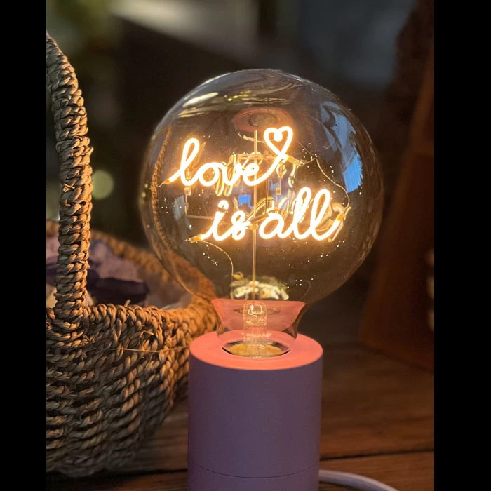Statement Bulb – Love Is All – Bild 2